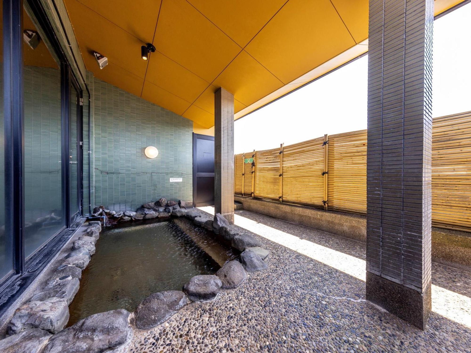 Apa Hotel Kagadaishoji Ekimae Кага Екстериор снимка