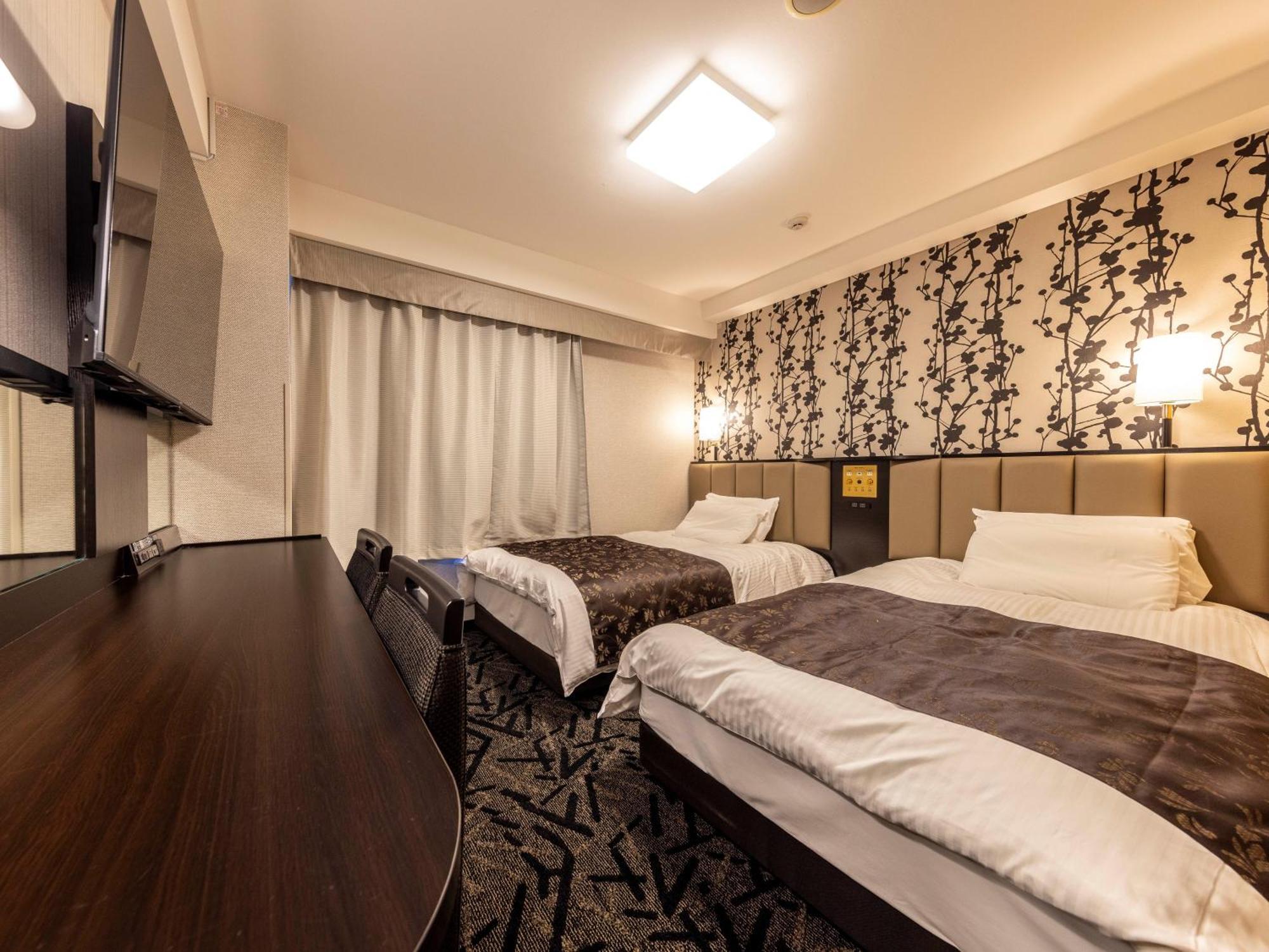 Apa Hotel Kagadaishoji Ekimae Кага Екстериор снимка