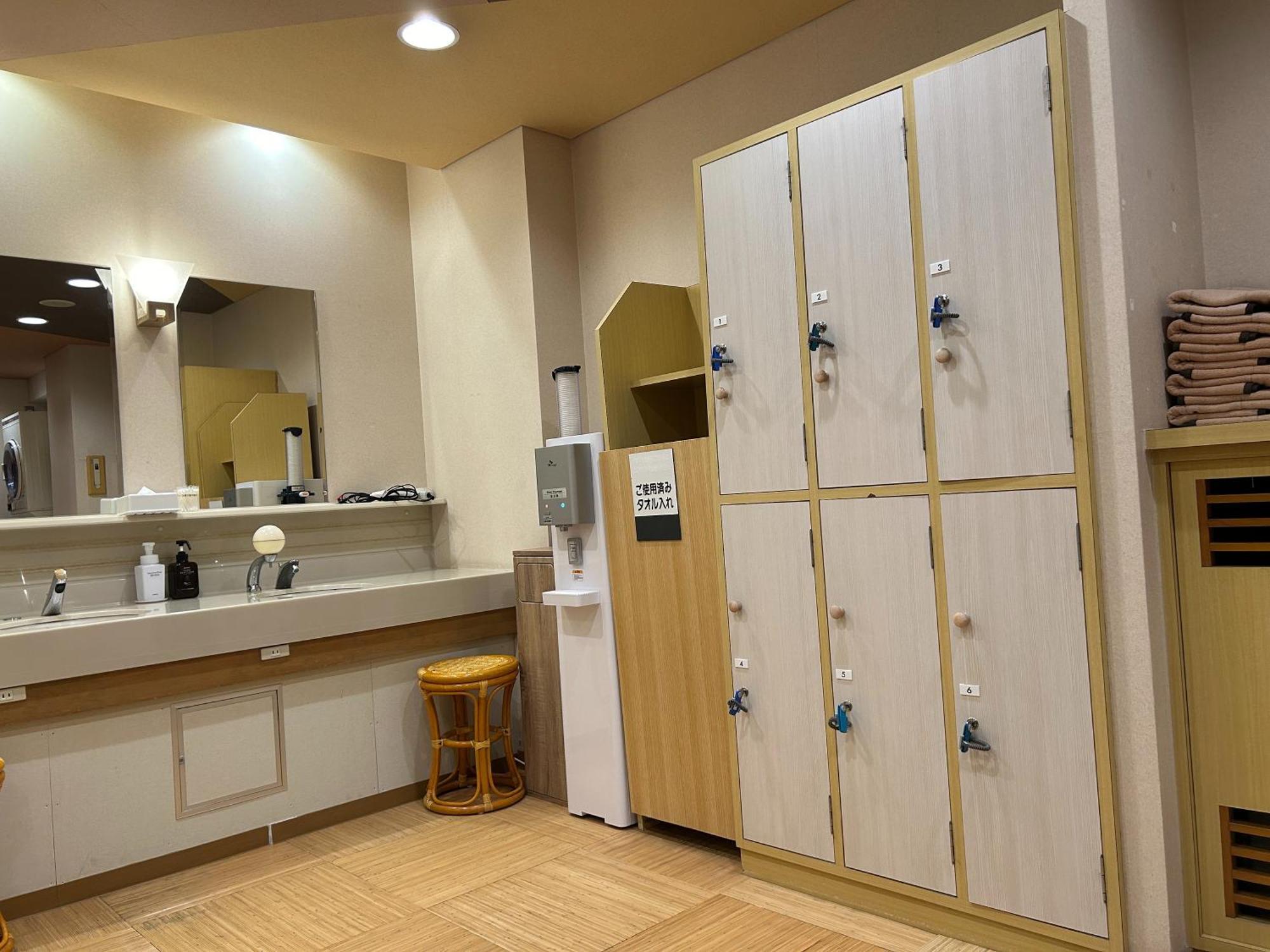 Apa Hotel Kagadaishoji Ekimae Кага Екстериор снимка