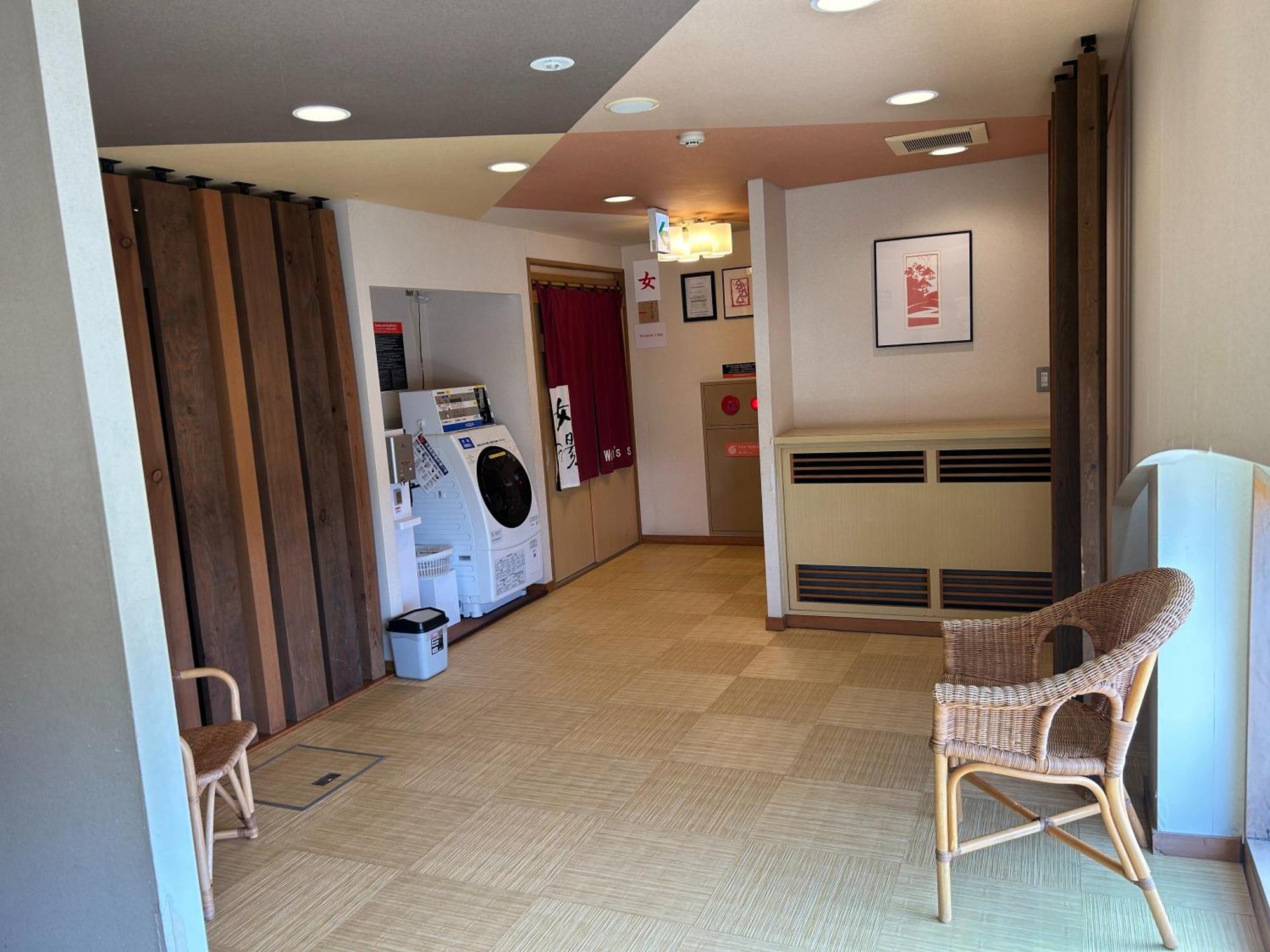 Apa Hotel Kagadaishoji Ekimae Кага Екстериор снимка