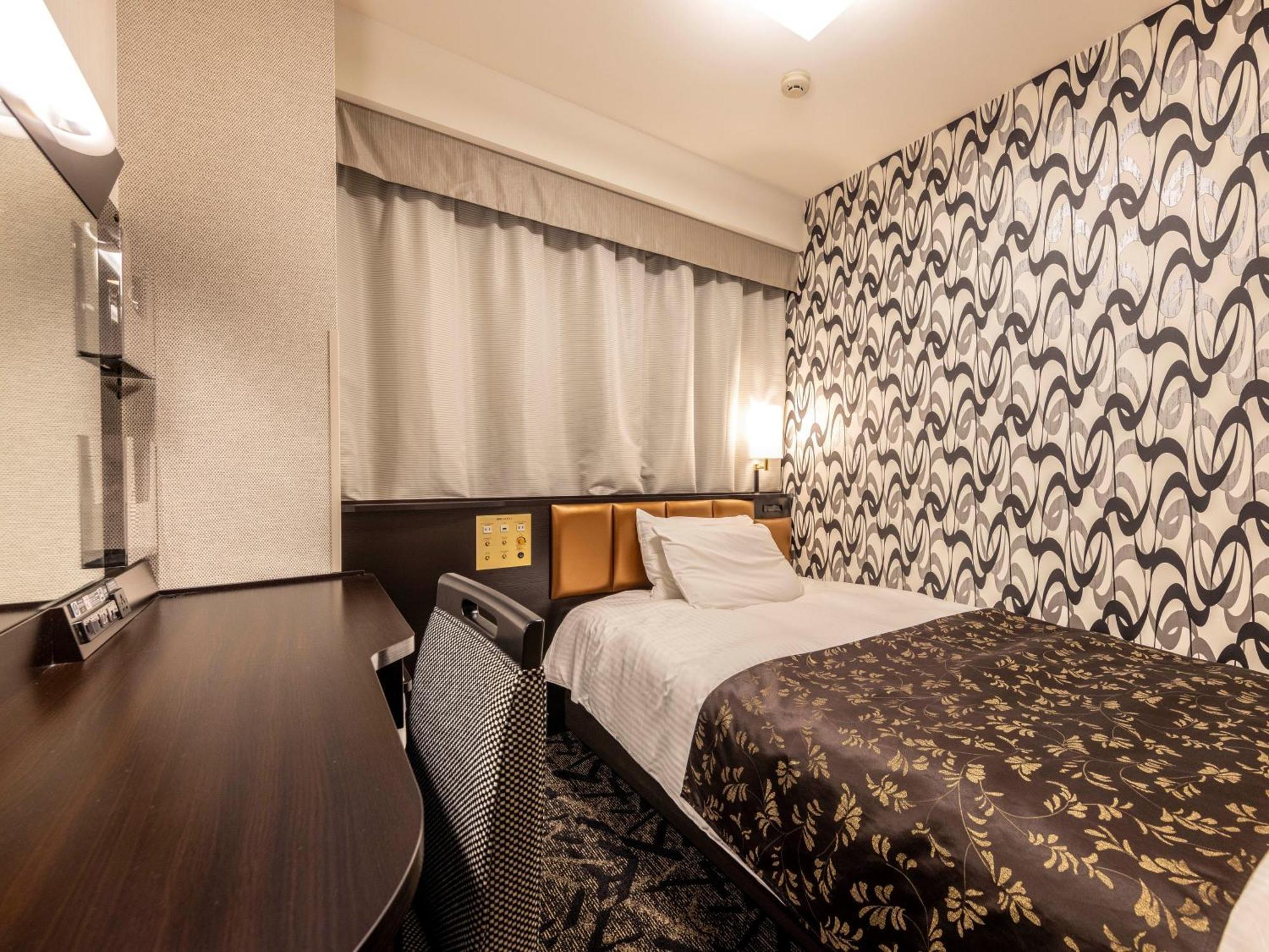 Apa Hotel Kagadaishoji Ekimae Кага Екстериор снимка